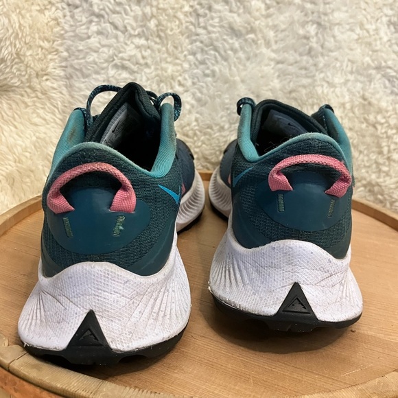 Nike Pegasus Trail 3 Women's Athletic Running Shoes Teal and Pink Size 9 - Picture 3 of 10